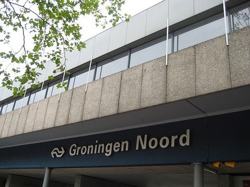 Beproeving gevelplaten NS station